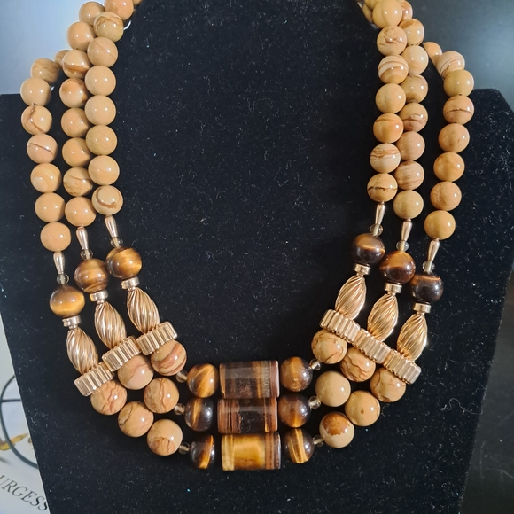 Elegant Multi-Strand Beaded Necklace - Picture 4 of 6